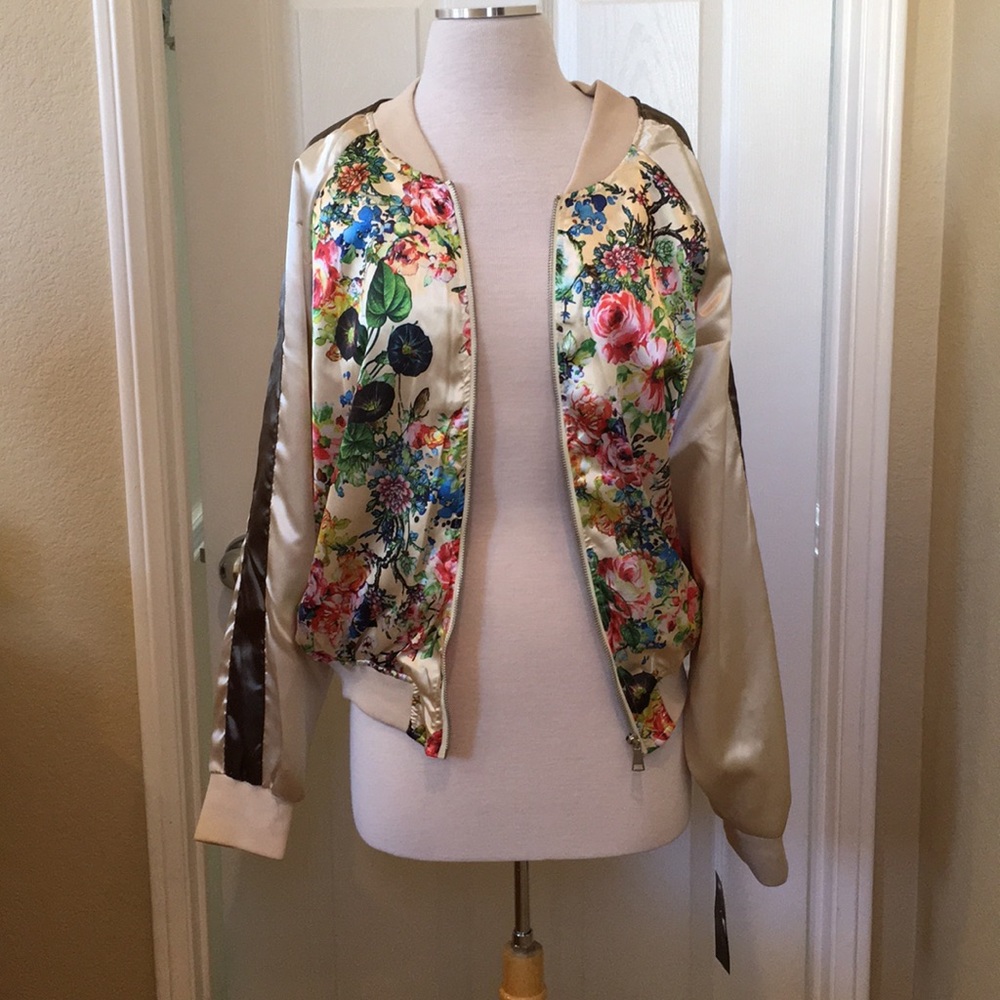 Bomber Jacket - Picture 2 of 8